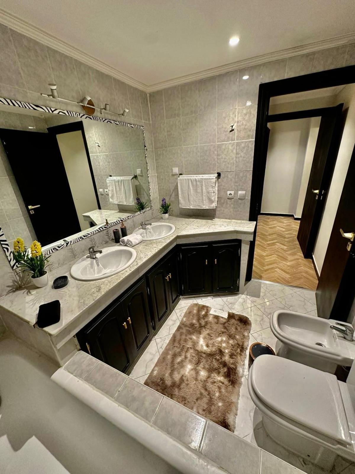 Le Velodrome Au Coeur De Casablanca Apartment Ngoại thất bức ảnh